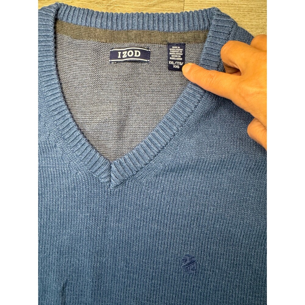 IZOD Mens XXL Blue V Neck Sweater Pullover Lightweight Knit Casual - Picture 4 of 4